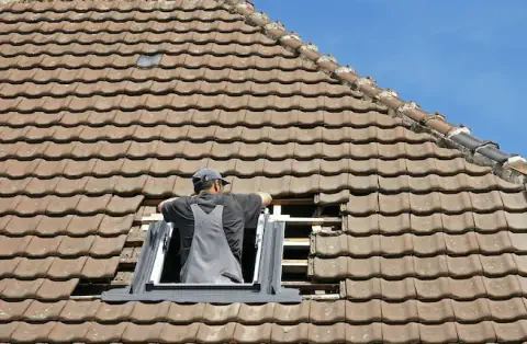 Pose de velux - Villeneuve-sur-Cher